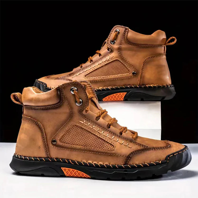 Botas de hombre con suela plana y elegantes cosidas a mano